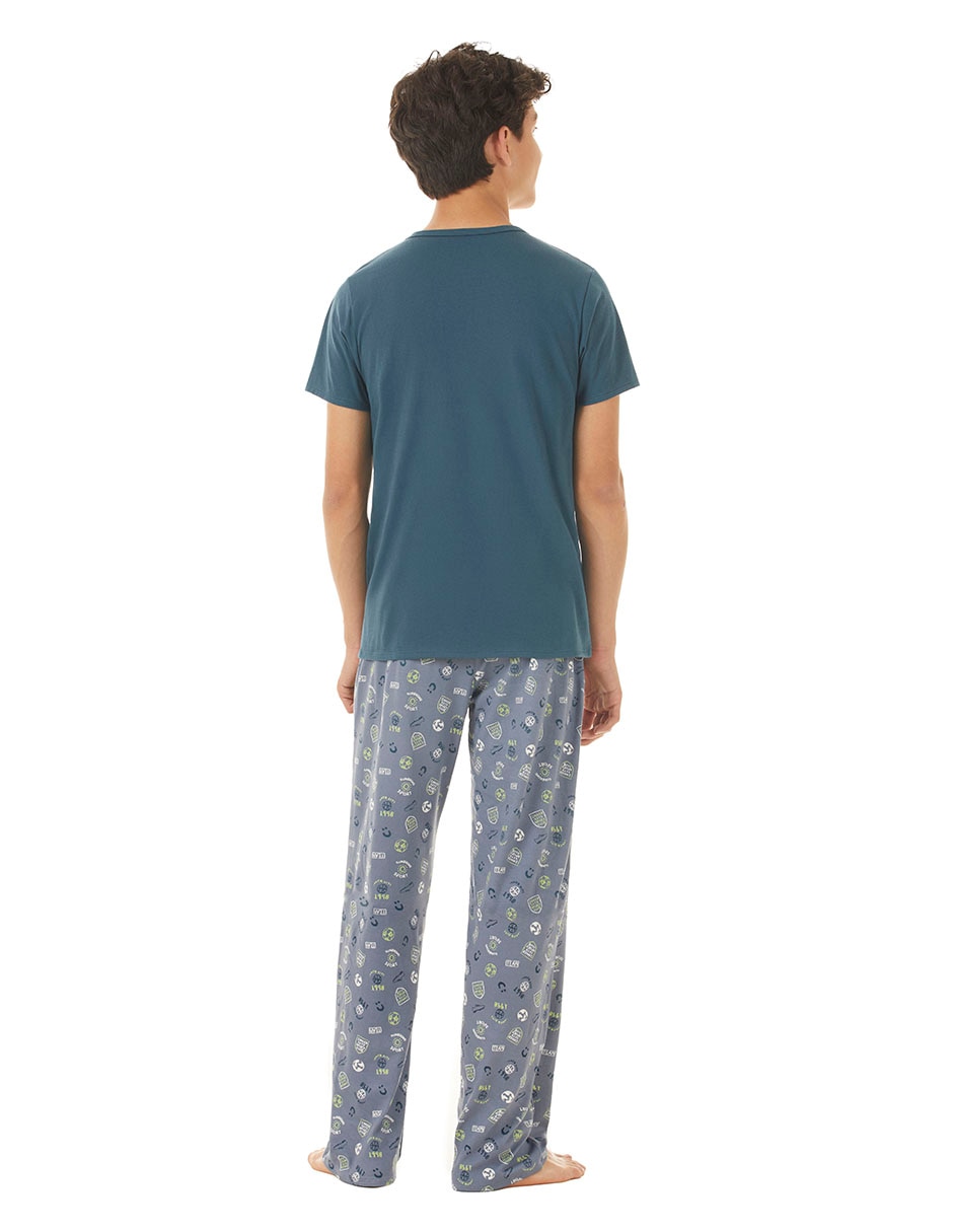Conjunto pijama Sport World para niño 2